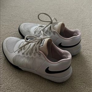 Womens nike court tennis shoes